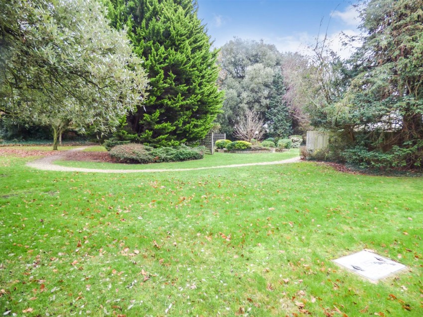 Images for Rayleigh Road, Brentwood, Hutton