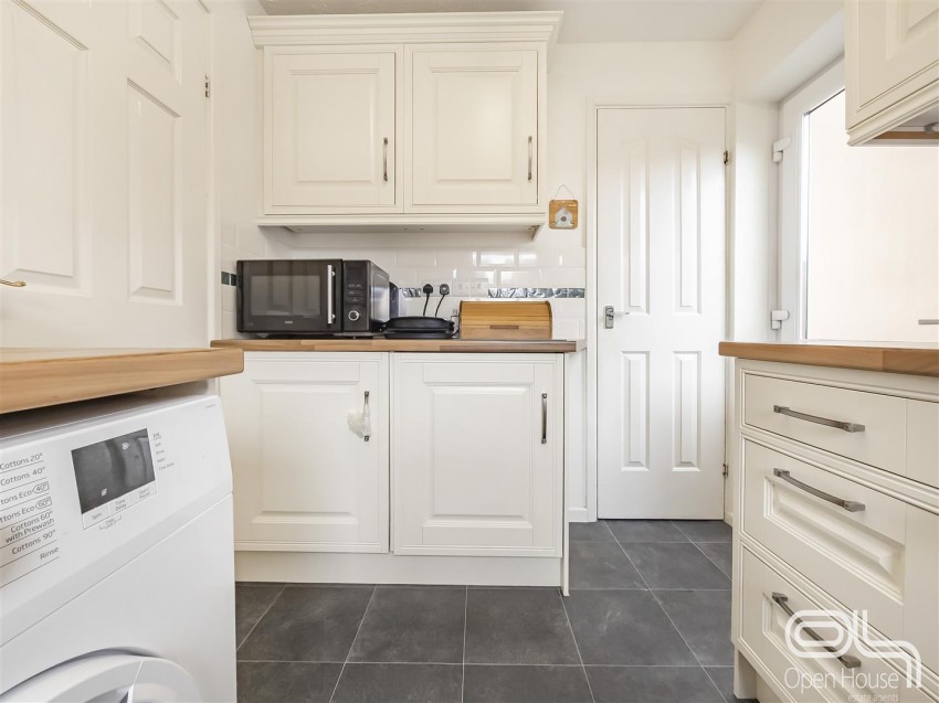 Images for Mountbatten Close, Stretton