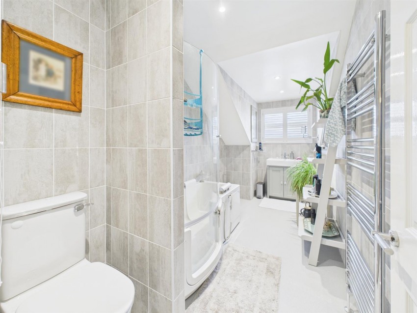 Images for Dorothy Avenue, Peacehaven