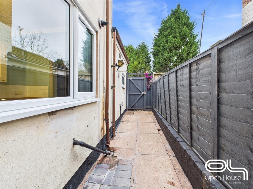 Images for Hednesford Road, Cannock