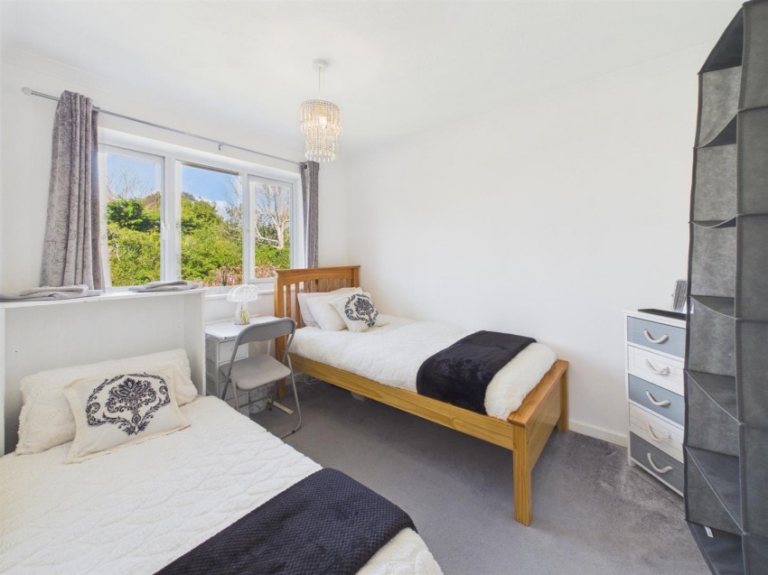 Images for Berry Close, Telscombe Cliffs, Peacehaven