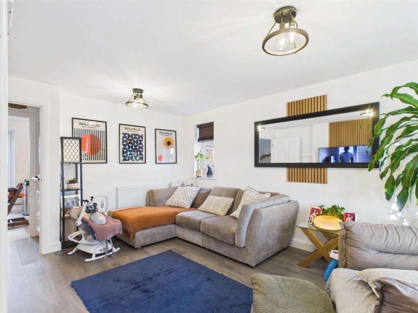 Images for Nuthatch Lane, Peacehaven