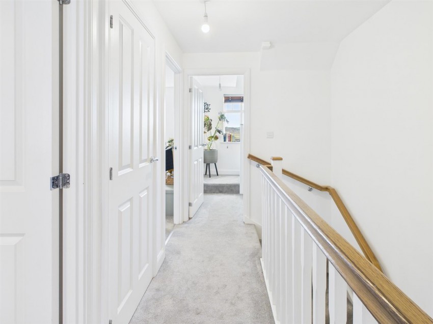 Images for Nuthatch Lane, Peacehaven