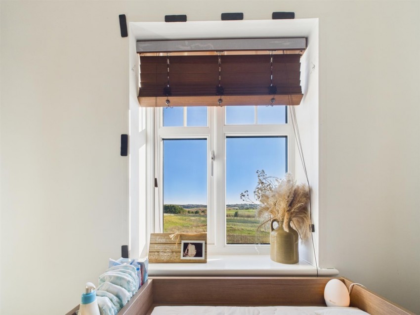 Images for Nuthatch Lane, Peacehaven