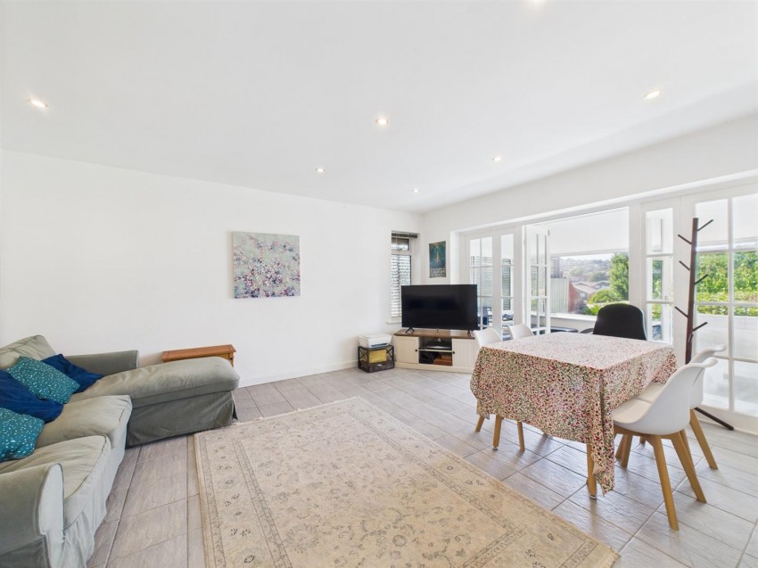 Images for Greenbank Avenue