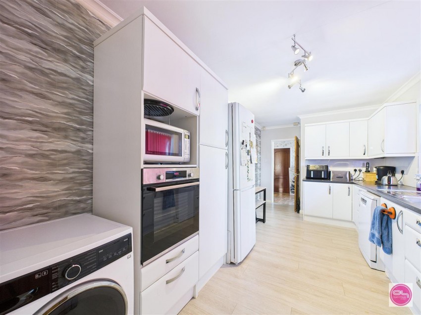 Images for Winchester Drive, Midway, Swadlincote