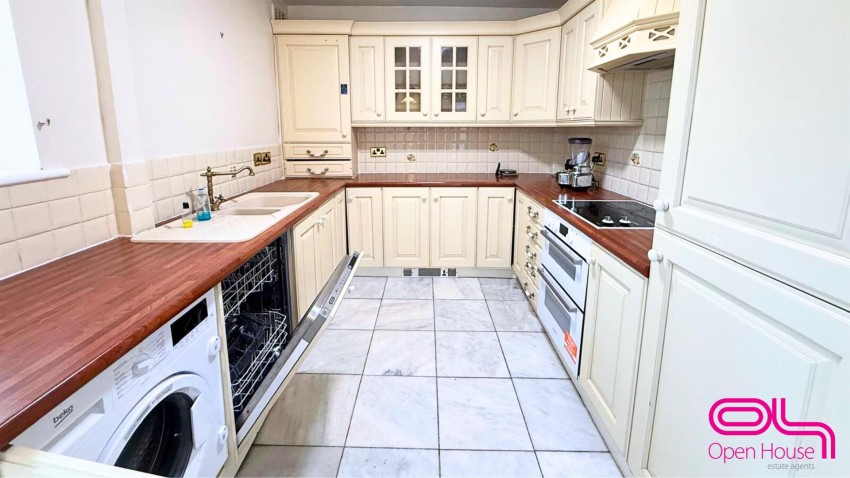 Images for Cedar Grove, Denton, Manchester