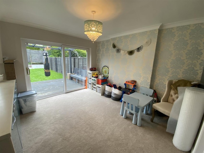 Images for Roundhill Ave,Cottingley