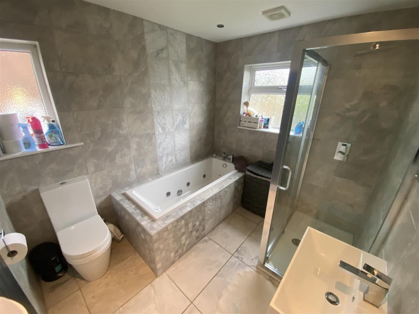 Images for Roundhill Ave,Cottingley