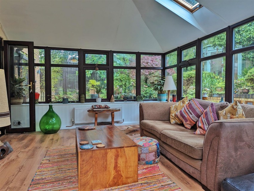 Images for Walnut Drive, Whitchurch