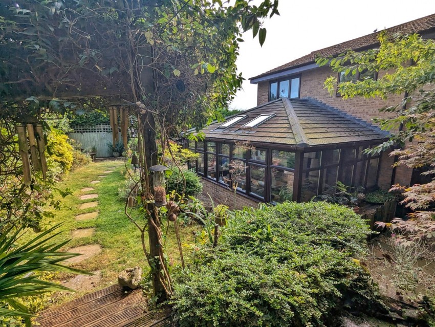 Images for Walnut Drive, Whitchurch