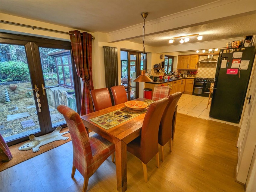 Images for Walnut Drive, Whitchurch