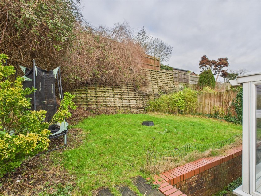 Images for Maple Leaf Close, Newhaven