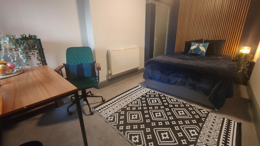 Images for Room 5, 427 Smithdown Road, Wavertree