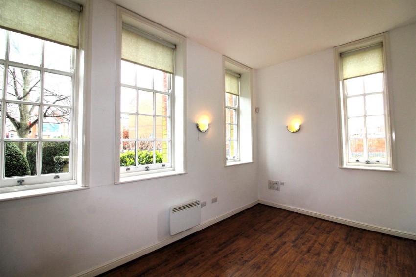 Images for Salisbury Close, Crewe