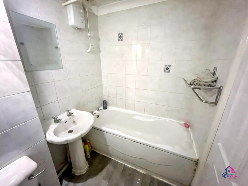 Images for Second Avenue, Grantham