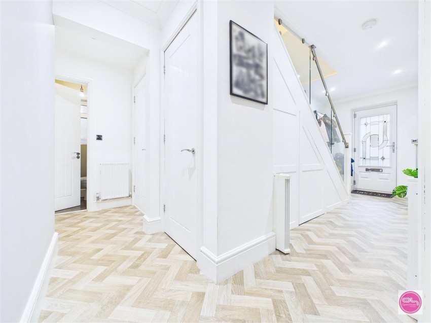 Images for Avon Way, Burton-On-Trent