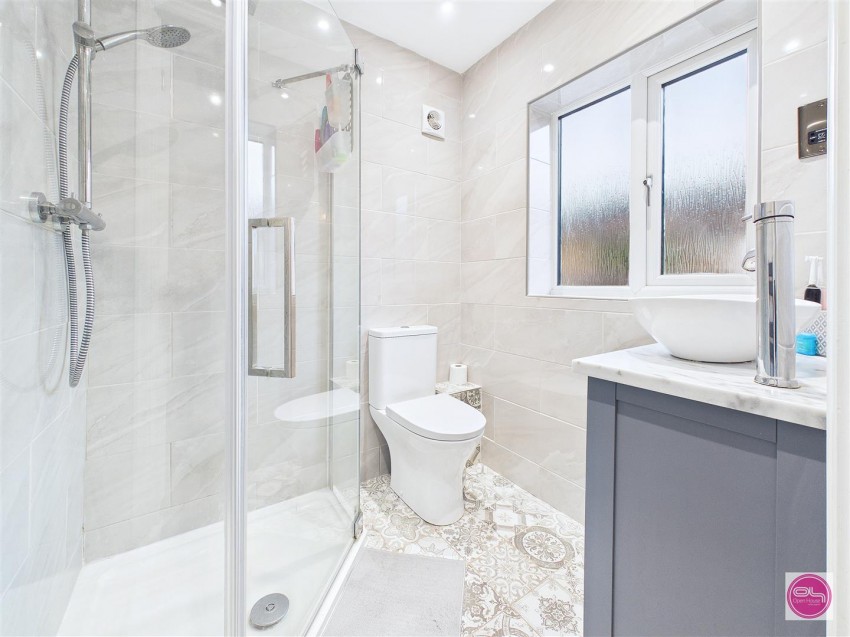 Images for Avon Way, Burton-On-Trent