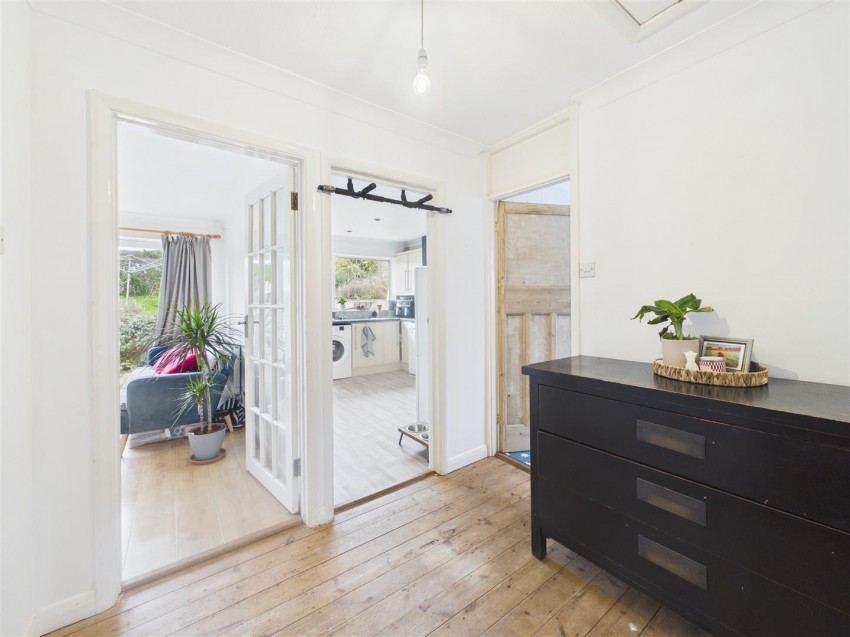 Images for Valley Close, Newhaven