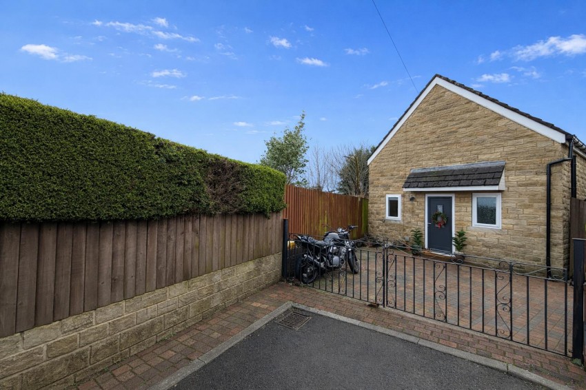 Images for Albany Court, Keighley