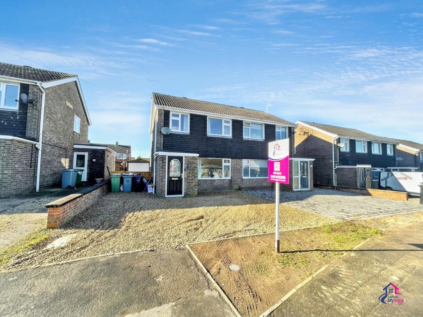 Images for Fifth Avenue, Grantham