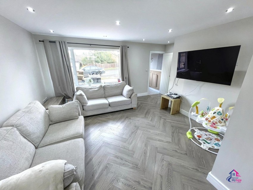 Images for Fifth Avenue, Grantham