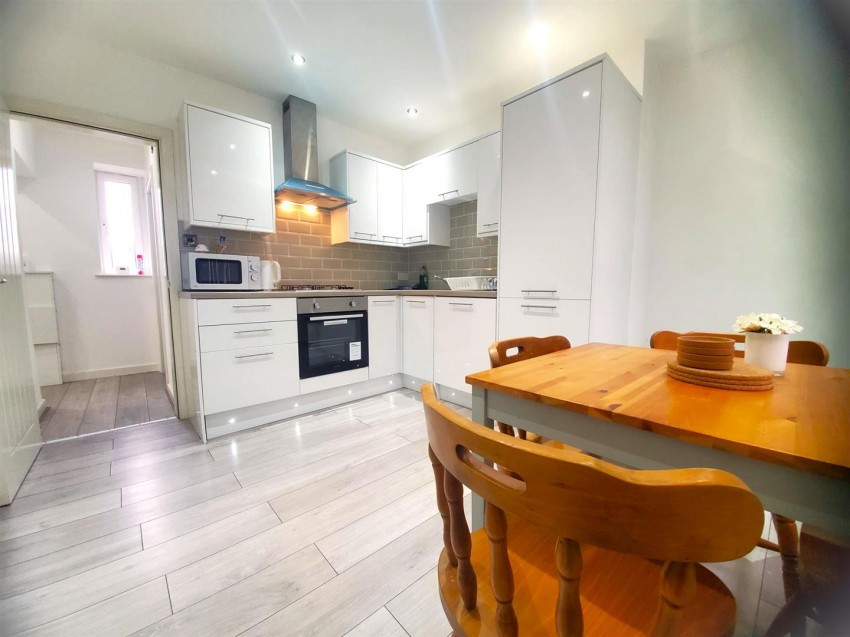 Images for Penistone Road, Kirkburton, Huddersfield, HD8