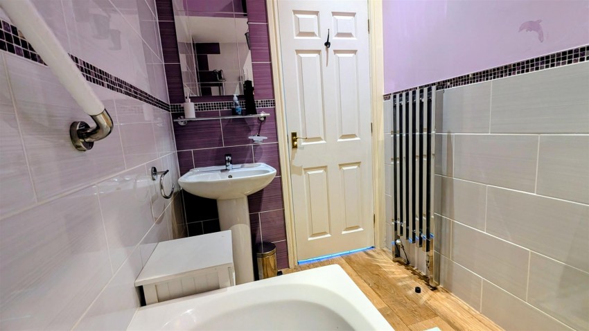 Images for Coach House, Station Road, Steeton