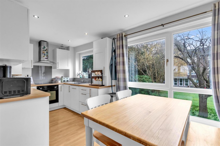 Images for Cotswold Court,,Horsham