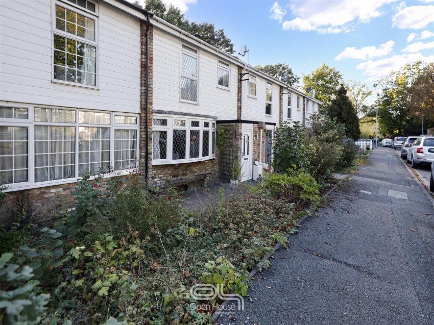 Images for Maybrook Gardens, High Wycombe