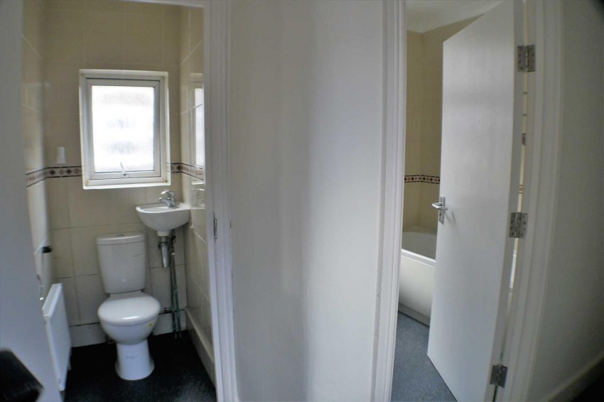 Images for Room 2 Queen Street, Worthing