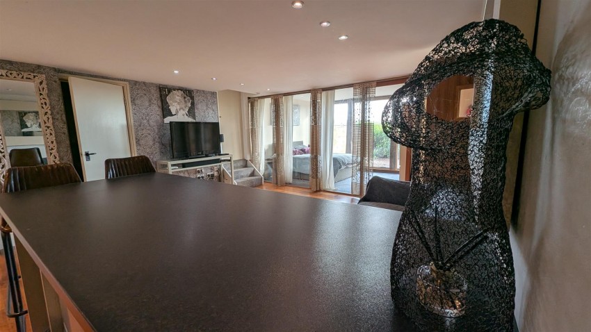 Images for Stone Top Cottage Annexe, Gill Lane, Apperley Bridge, Bradford