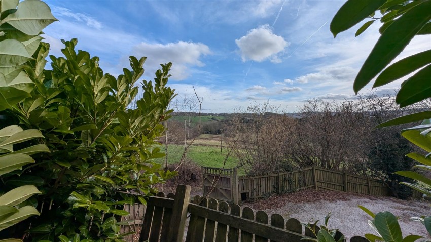 Images for Stone Top Cottage Annexe, Gill Lane, Apperley Bridge, Bradford