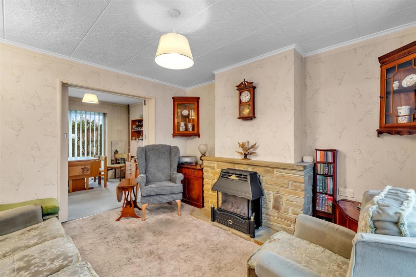 Images for Dairyfields, Crawley