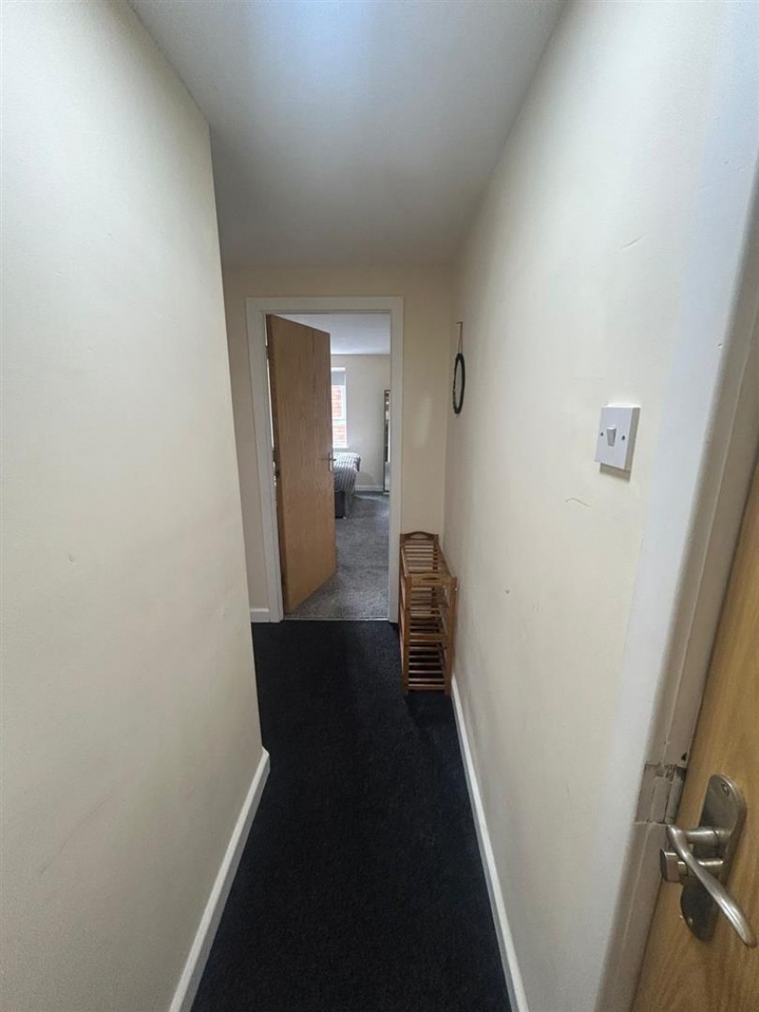 Images for Highclere Avenue, Salford