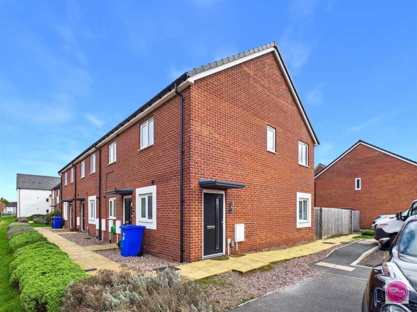 Images for Magpie Close, Burton-On-Trent