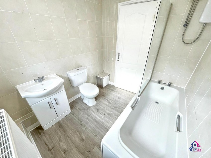 Images for Bridge End Road, Grantham