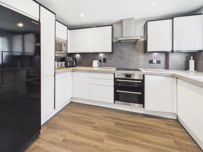 Images for Roundhouse Crescent, Peacehaven