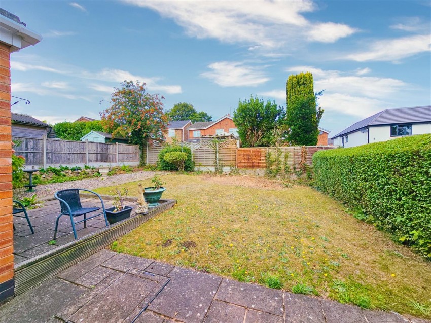 Images for York Close, Midway