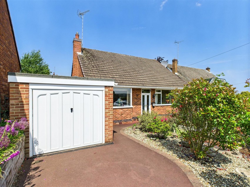 Images for York Close, Midway