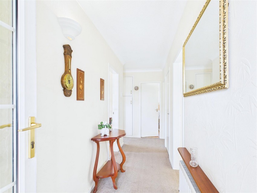 Images for York Close, Midway