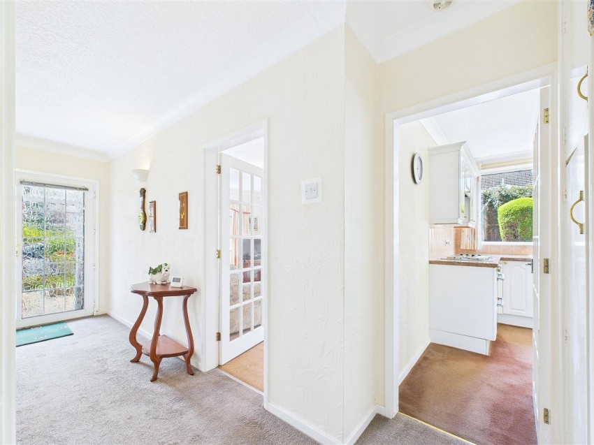 Images for York Close, Midway