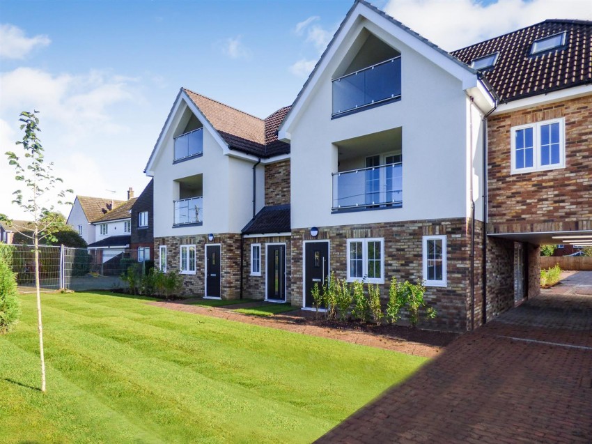 Images for 171 Hullbridge Road, South Woodham Ferrers, Chelmsford