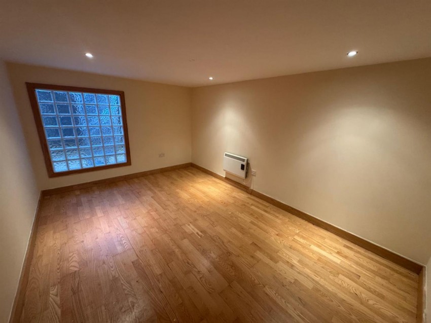 Images for Broadgate House, Bradford