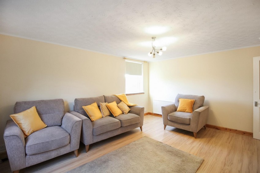 Images for Moir Drive