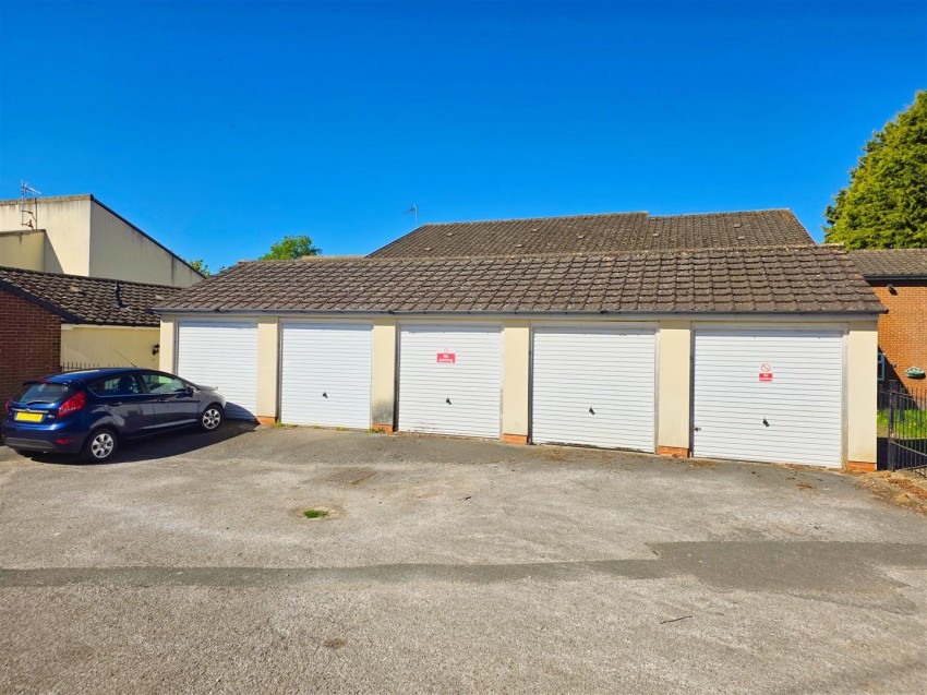 Images for Bass's Crescent, Castle Gresley, Swadlincote