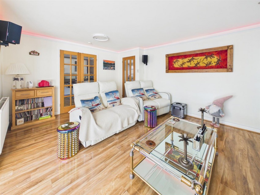 Images for Phyllis Avenue