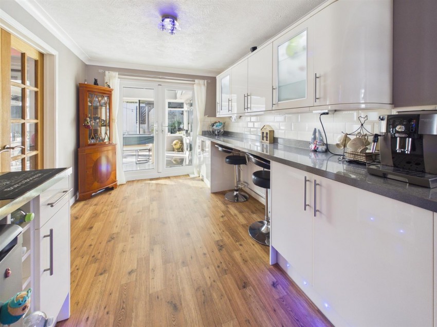 Images for Phyllis Avenue