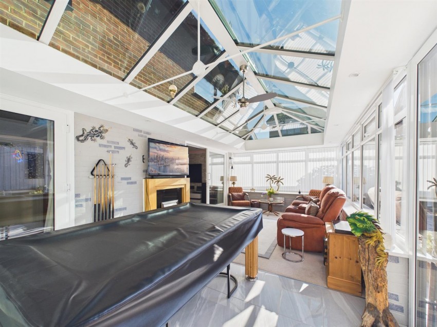 Images for Phyllis Avenue