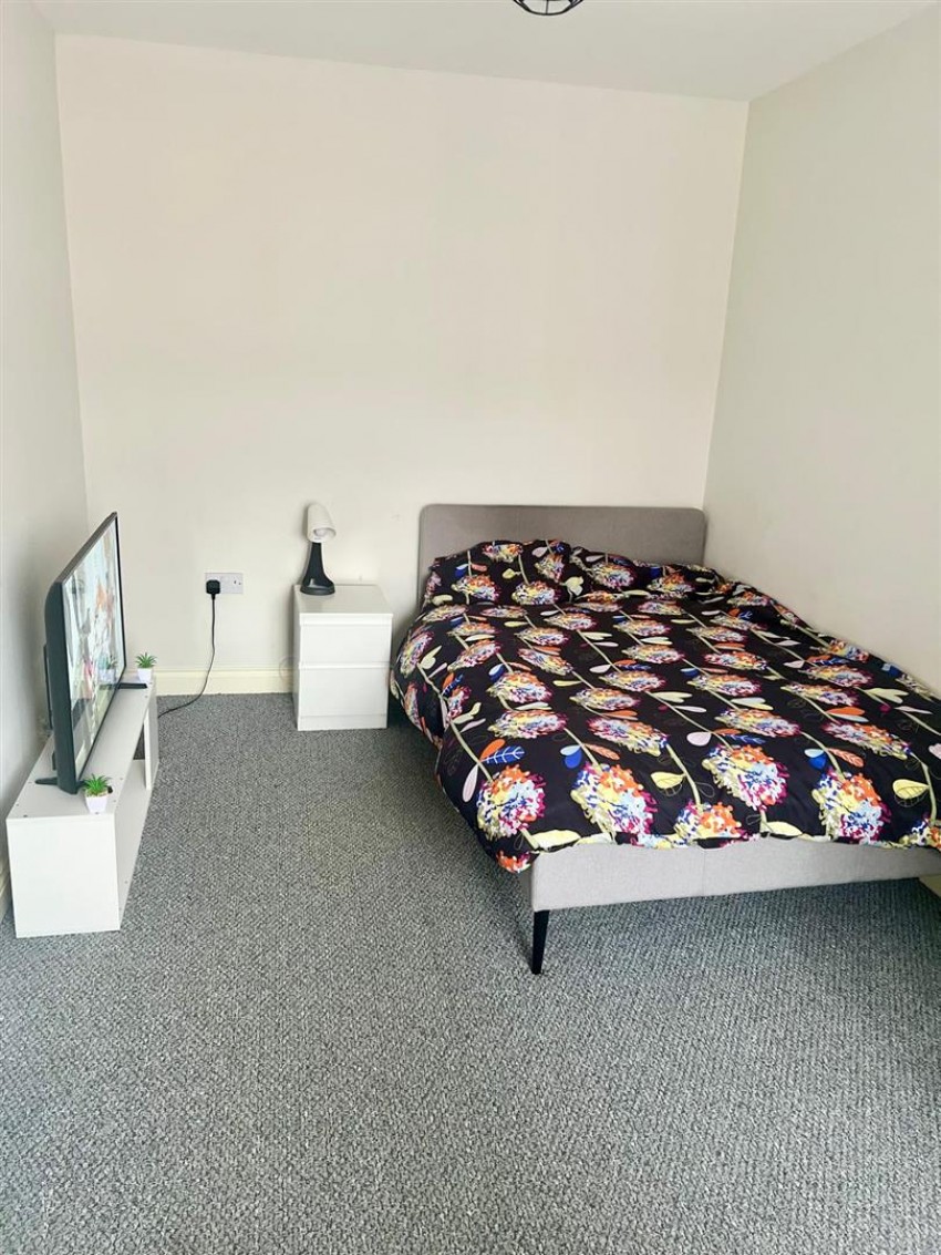 Images for Room 3 . 54 Mersey Road, Widnes